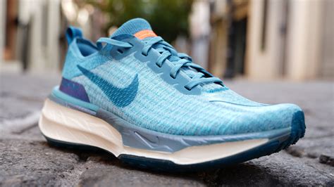 Nike zoomx invincible Flyknit